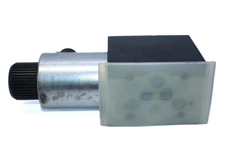 VICKERS DG4V 5 2BLJ M U H6 20 SOLENOID OPERATED DIRECTIONAL VALVE - Image 7