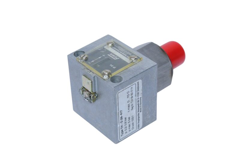 HONEYWELL TH-D26-417 TEMPERATURE SWITCH - Image 6