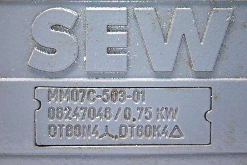 SEW MM07C-503-01 FREQUENCY INVERTER 8247048 0.75 KW - Image 2
