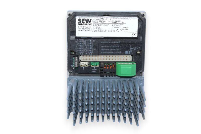 SEW MM07C-503-01 FREQUENCY INVERTER 8247048 0.75 KW - Image 5