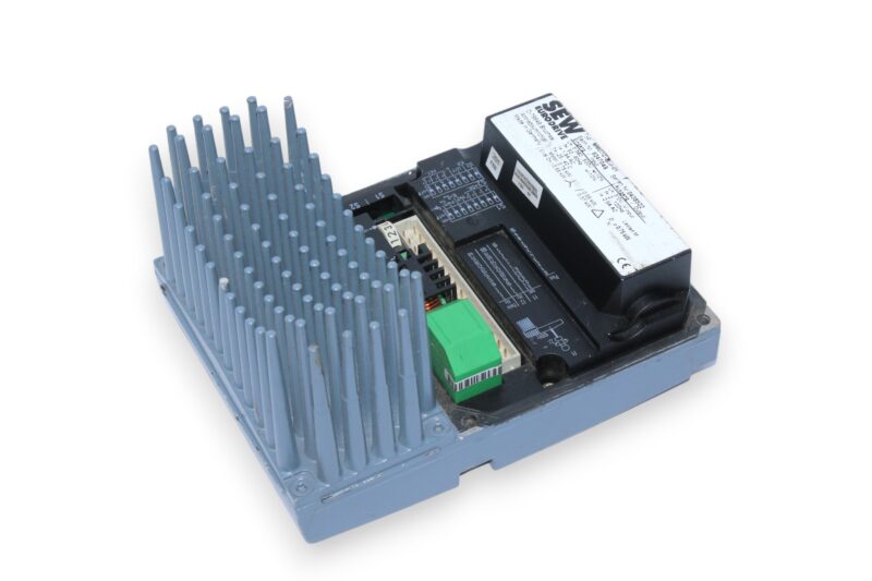 SEW MM07C-503-01 FREQUENCY INVERTER 8247048 0.75 KW - Image 7
