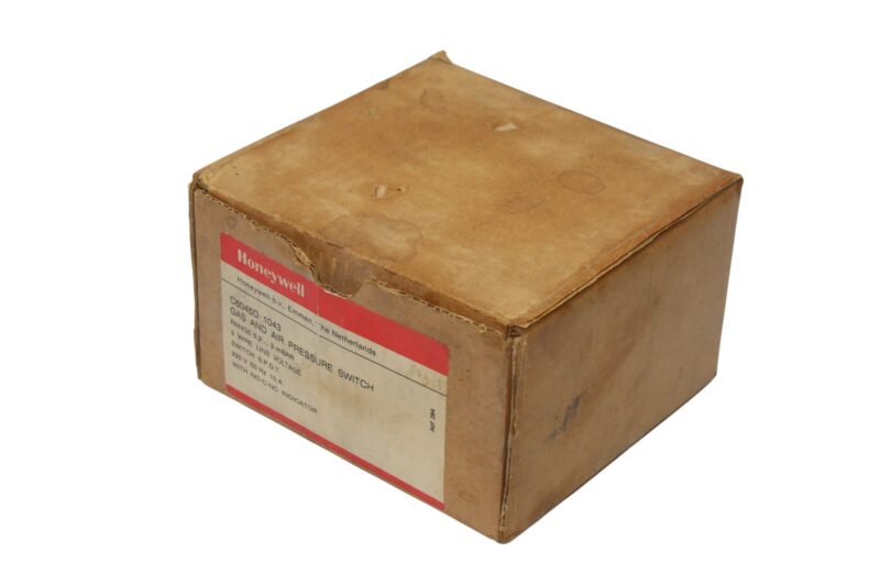 HONEYWELL C6045D 1043 GAS AIR PRESSURE SWITCH - Image 8