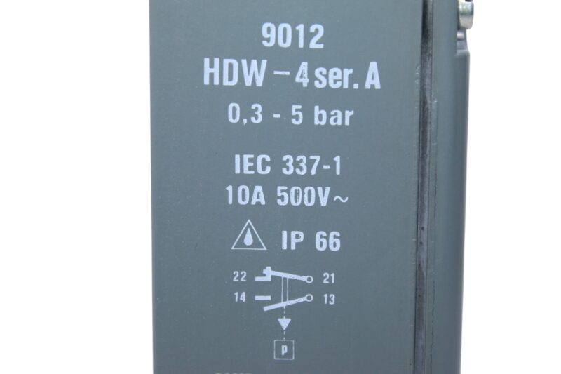 SQUARE D HDW-4SER.A PRESSURE SWITCH CLASS 9012 - Image 2
