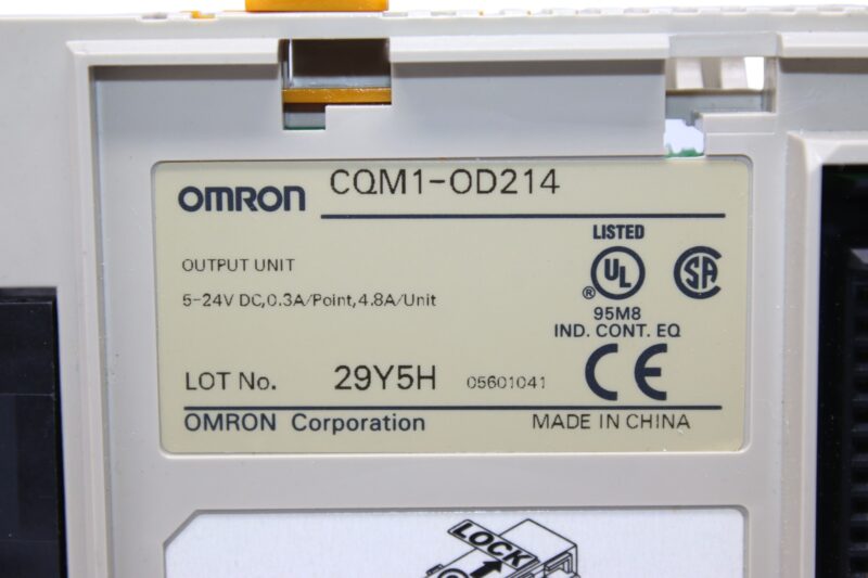 OMRON CQM1-OD214 OUTPUT MODULE - Image 3