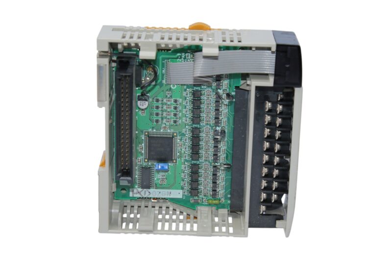 OMRON CQM1-OD214 OUTPUT MODULE - Image 6