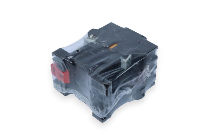 TELEMECANIQUE CA2-DN1319.A65 CONTROL RELAY - Image 4