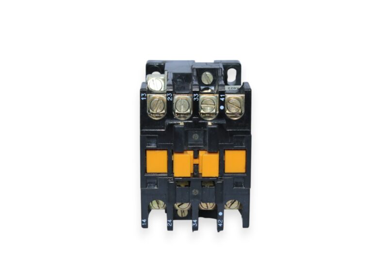 TELEMECANIQUE CA2-DN131 CONTROL RELAY - Image 4