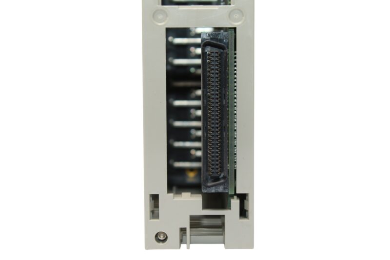 OMRON CS1W-OD212 OUTPUT MODULE - Image 5