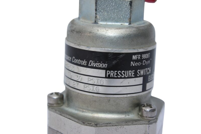 ITT 130P42C3 PRESSURE SWITCH - Image 3