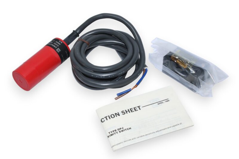 SQUARE D DPJA21 CAPACITIVE PROXIMITY SWITCH CLASS 9006