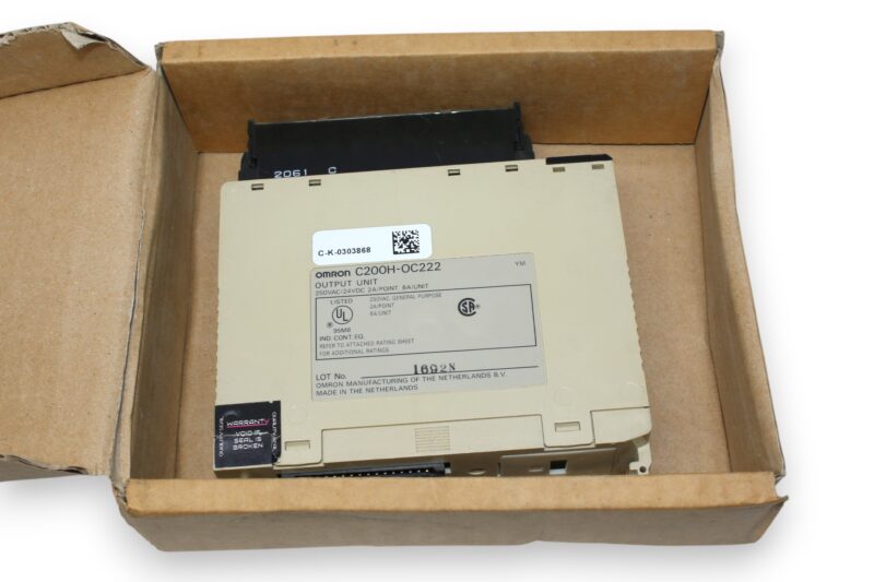 OMRON C200H-OC222 OUTPUT MODULE