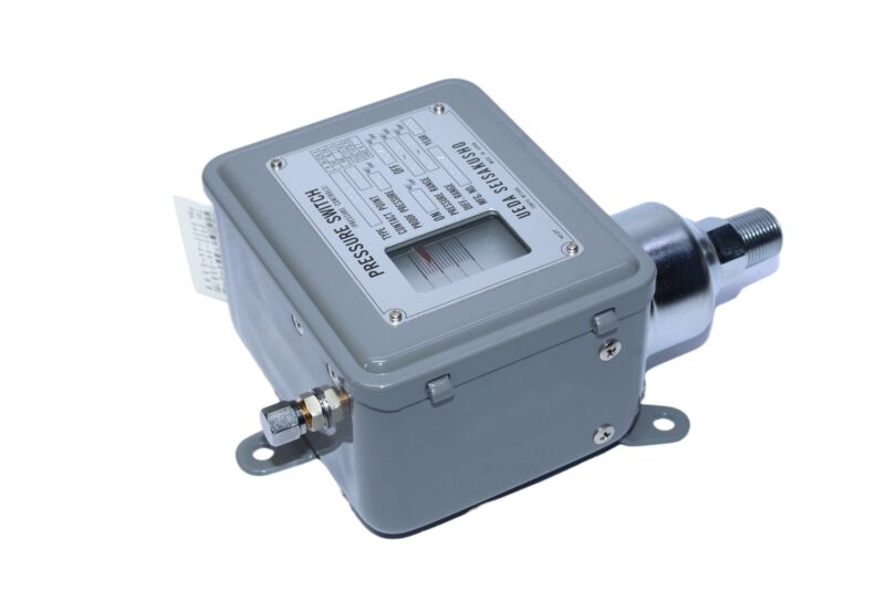 UEDA SEISAKUSHO PL-550-2 PRESSURE SWITCH - Image 6