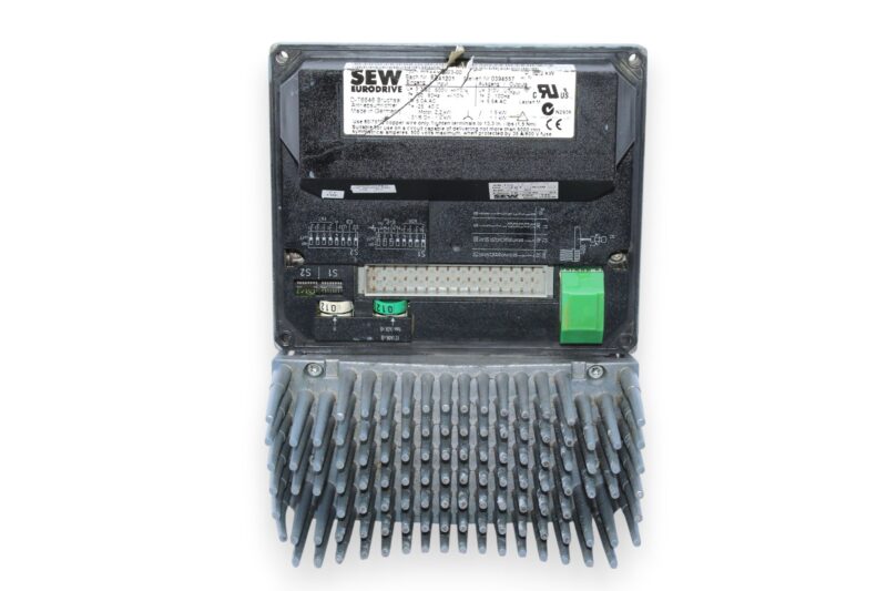 SEW MM22C-503-00 FREQUENCY INVERTER 8241201 2.2 KW - Image 6