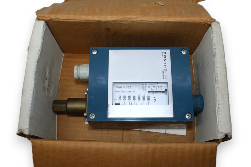 CONTROLLI B353 PRESSURE SWITCH - Image 8
