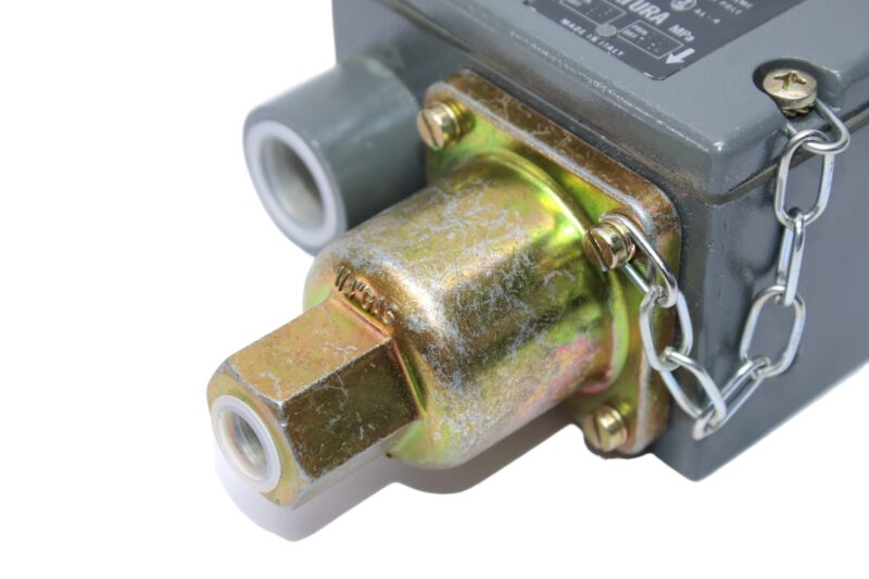 GENERAL ELECTRIC 115 PC2015 PRESSURE SWITCH - Image 4