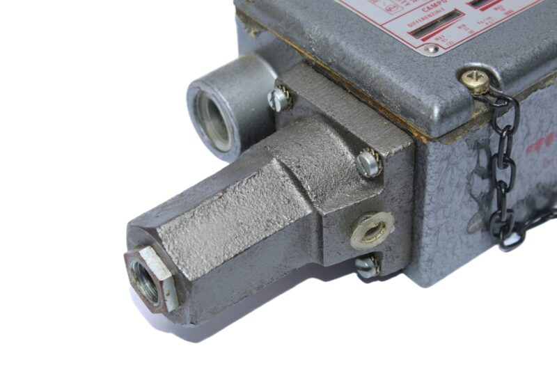 GENERAL ELECTRIC 115 PD970 PRESSURE SWITCH - Image 3