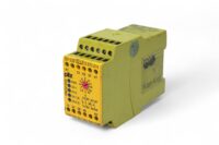PILZ PNOZ XV2 2S 2SZ SAFETY RELAY 774500