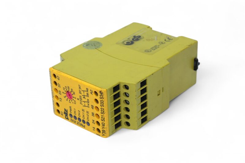 PILZ	PNOZ XV2 2S 2SZ SAFETY RELAY 774500 - Image 5