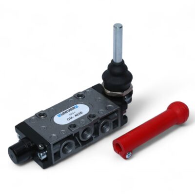 UNIVER CM-423E HAND LEVER VALVE