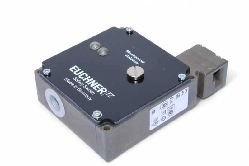 EUCHNER TZ1RE024MVAB SAFETY SWITCH 083966 - Image 4