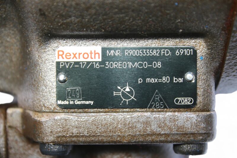 REXROTH R900533582 VANE PUMP PV7-17/16-30RE01MC0-08 - Image 2