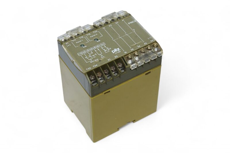 PILZ PNOZ 24VDC 3S 1O SAFETY RELAY 474695