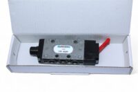 UNIVER CM-422R MANUAL VALVE