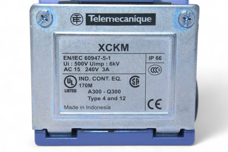 TELEMECANIQUE ZCKM1 LIMIT SWITCH - Image 2