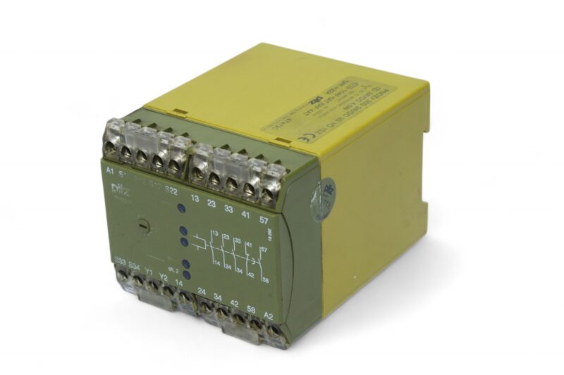 PILZ PNOZV 30S 24VDC 3S 1O 1SZ SAFETY RELAY 474790 - Image 4