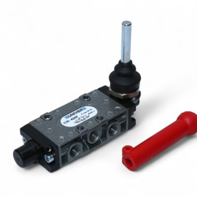 UNIVER CM-424F HAND LEVER VALVE