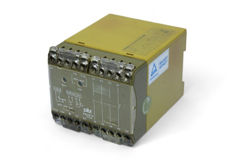 PILZ PNOZ/2 240VAC 3S 1O SAFETY RELAY 474755 - Image 4