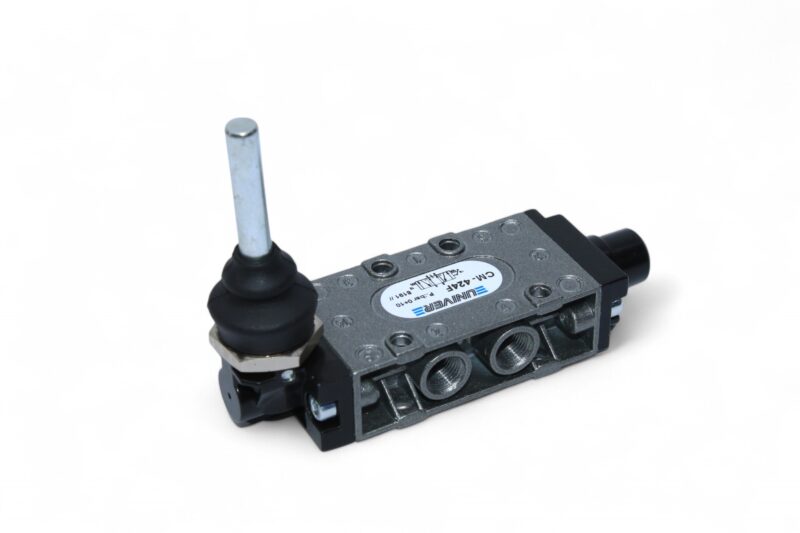 UNIVER CM-424F HAND LEVER VALVE - Image 4