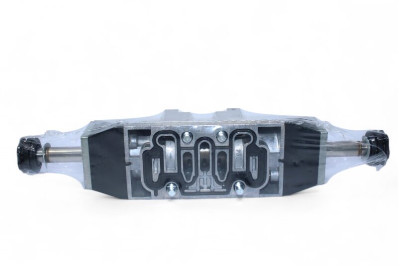 NORGREN SXE0573-A60-00 DOUBLE SOLENOID VALVE - Image 4