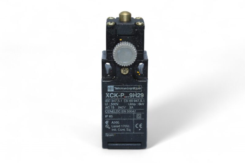 TELEMECANIQUE XCK-P510 LIMIT SWITCH - Image 3