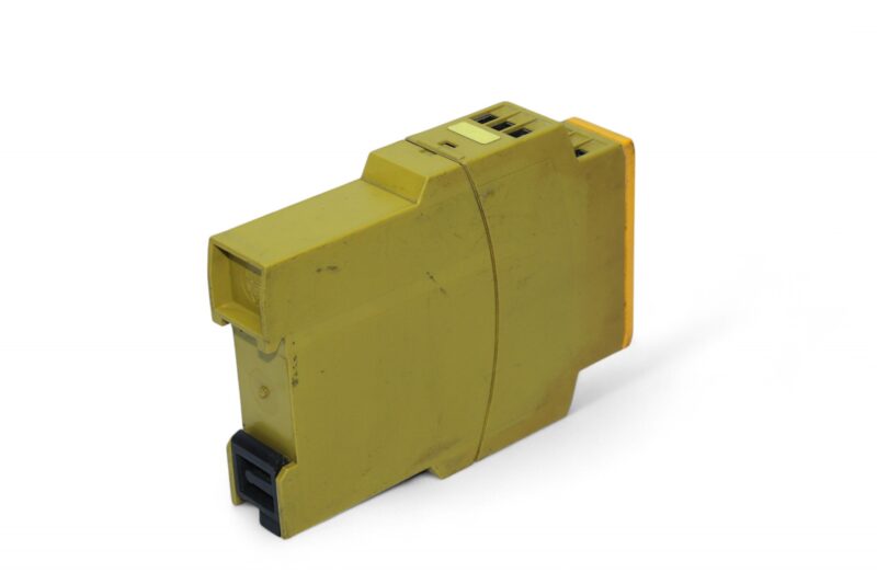 PILZ PNOZ X1 3S/1O SAFETY RELAY 774300 - Image 4