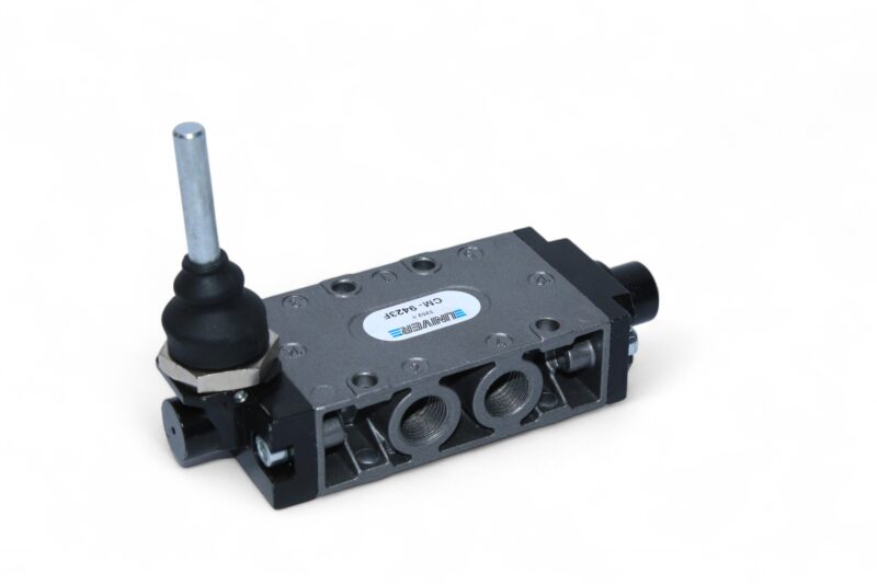 UNIVER CM-9423F HAND LEVER VALVE - Image 6