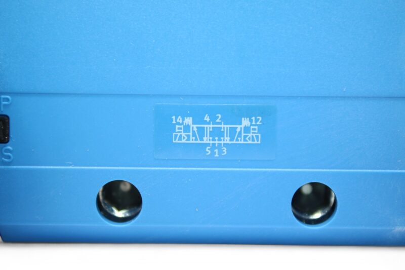 FESTO MFH-5/3G-D-3-C SOLENOID VALVE 151873 - Image 4