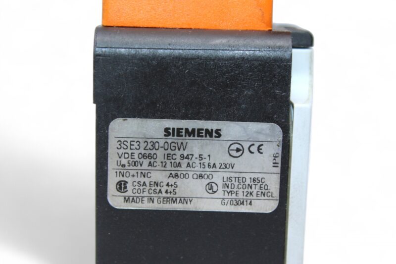 SIEMENS 3SE3230-0GW POSITION SWITCH - Image 2