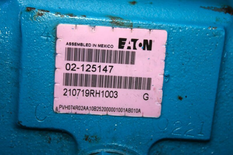 VICKERS PVH074R02AA10B252000001001AB010A VARIABLE DISPLACEMENT PISTON PUMP 02-125147 - Image 2