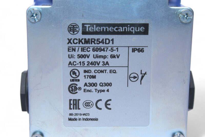 TELEMECANIQUE XCKMR54D1 LIMIT SWITCH - Image 2