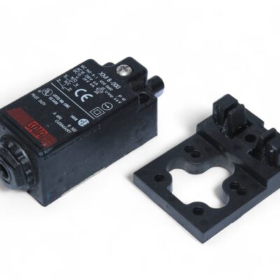 SAIA XM 8-000 LIMIT SWITCH