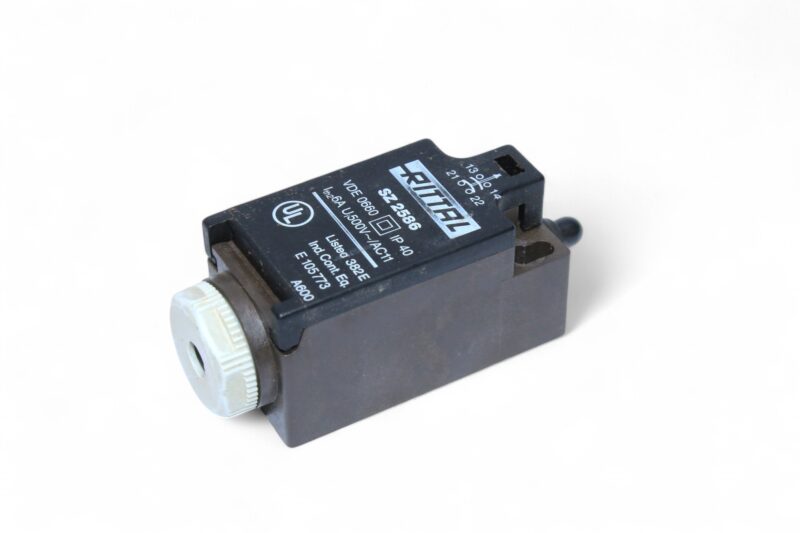 RITTAL SZ 2586 DOOR LIMIT SWITCH - Image 4