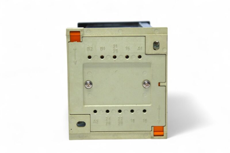 SCHLEICHER DZTR320L TIMER RELAY 05610693 - Image 4