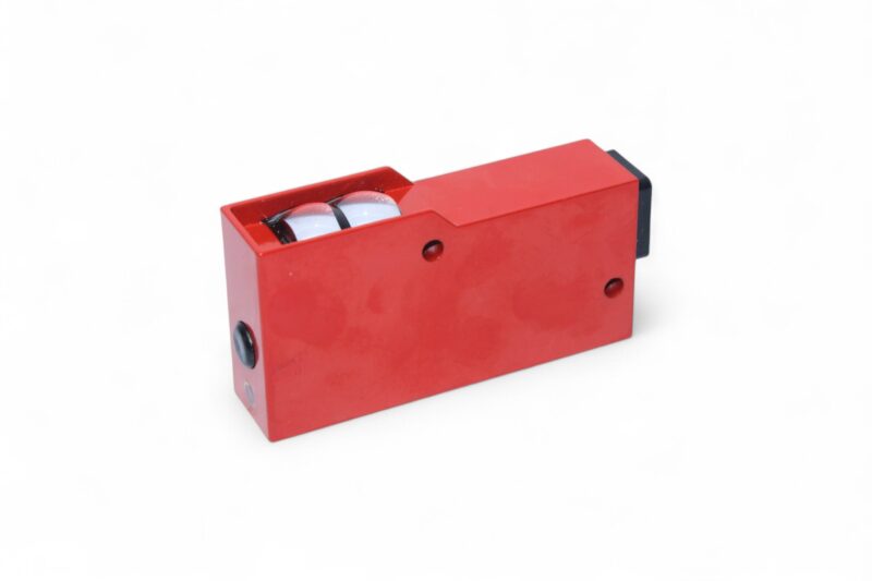 Leuze IPKR 92/4 S POLARIZED RETRO-REFLECTIVE PHOTOELECTRIC SENSOR 50013059 - Image 3