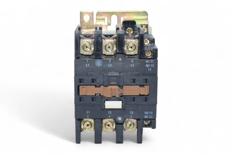 SCHNEIDER LC1-D503 CONTACTOR - Image 4