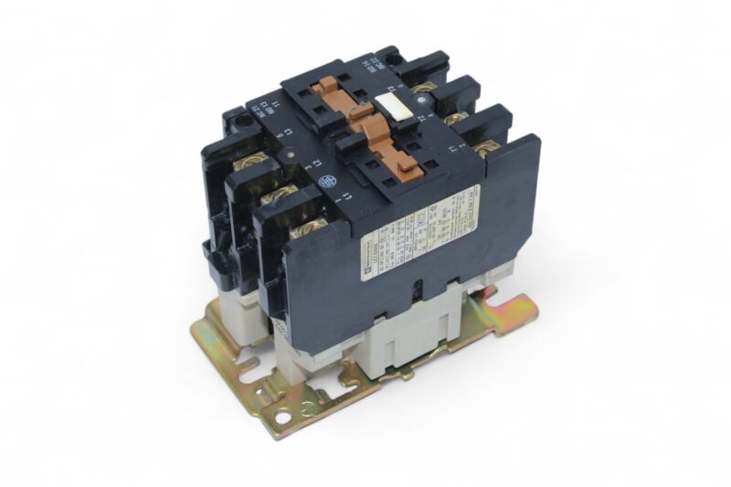 SCHNEIDER LC1-D503 CONTACTOR - Image 6