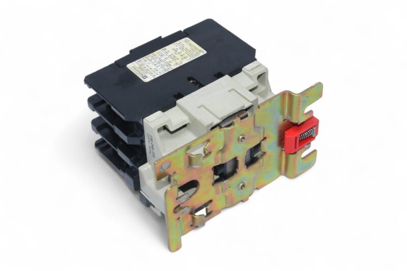 SCHNEIDER LC1-D503 CONTACTOR - Image 7