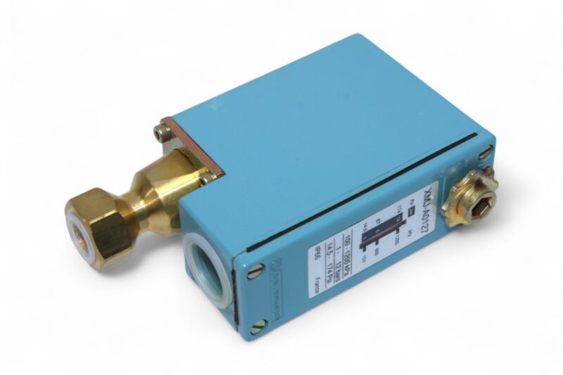 TELEMECANIQUE XMJ A0127 PRESSURE SWITCH - Image 3