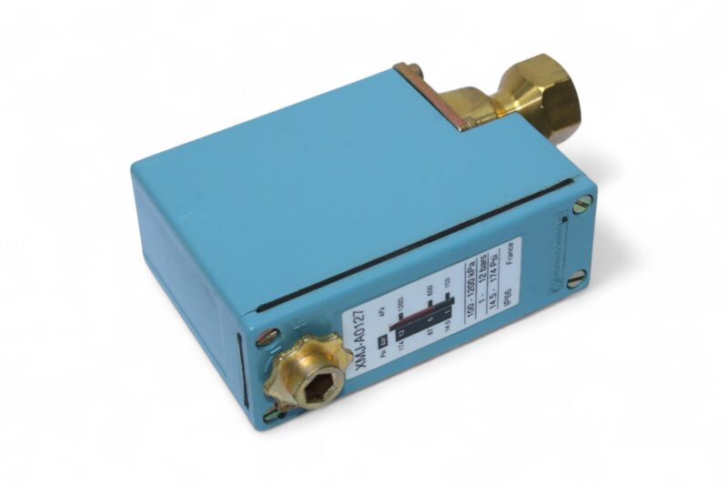 TELEMECANIQUE XMJ A0127 PRESSURE SWITCH - Image 4