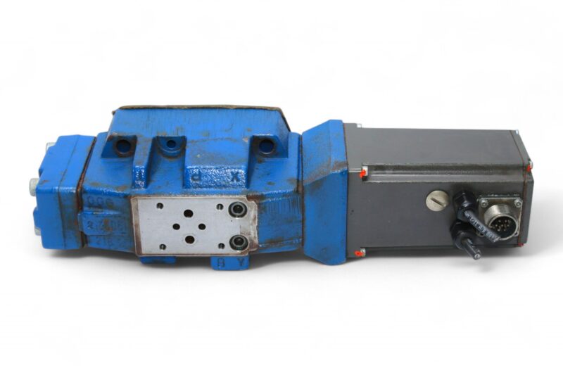 REXROTH R900954279 PILOT OPERATED PROPORTIONAL DIRECTIONAL VALVE 4WRTE16W6-200L-43/6EG24K31/A1M - Image 5